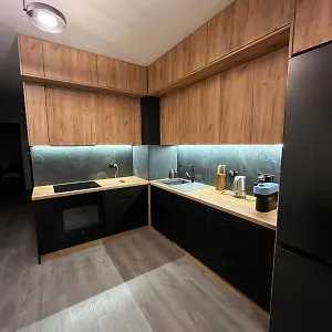 Workation Centre Airport Boutique Designer Bath, 3-4 Days Offer, Kitchen, Balkony, Aircon Warszawa